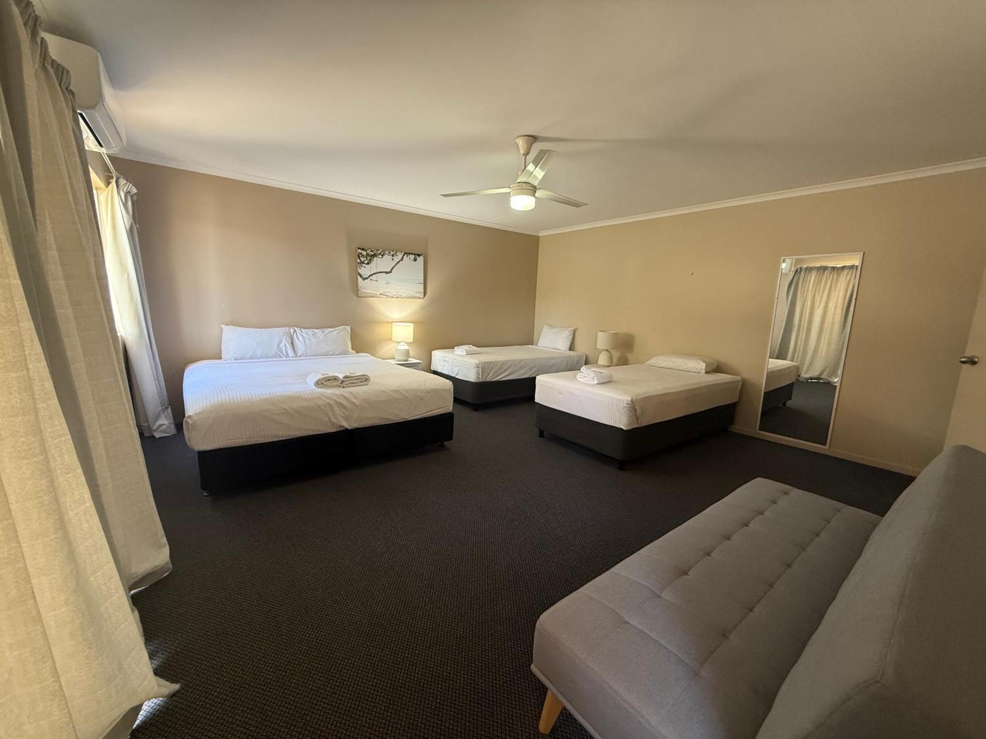 Harbour Sails Motor Inn Gladstone Exterior foto